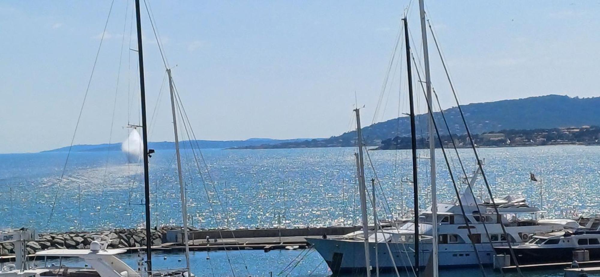 Sublime Vue Mer,Parking,Wifi Fréjus Exteriör bild
